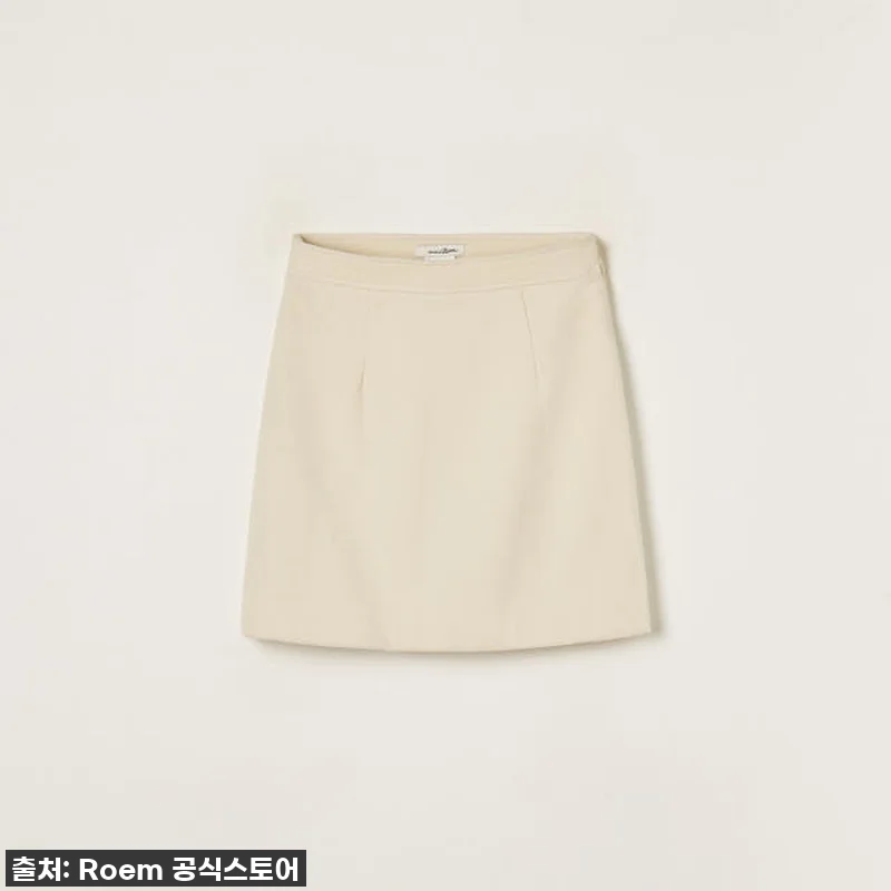 로엠 울 미니 스커트 RMWHF12R51 찐후기: 올겨울 데일리룩 완성 필수템! 8 로엠 울 미니 스커트 RMWHF12R 관련 이미지 3