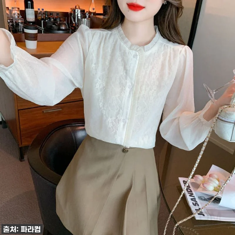 가을 필수템 등극! 레이스 쉬폰 블라우스, 이 가격에 품절각이라니 이건 무조건이죠? 11 가을 필수템 등극! 레이스 쉬폰 블라 관련 이미지 4