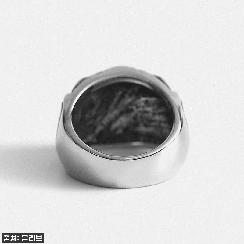 가을 코디 필수템! 에스닉 문양 써지컬스틸 볼드 반지 찐후기, 이 가격 실화? 18 가을 코디 필수템! 에스닉 문양 써지 관련 이미지 7