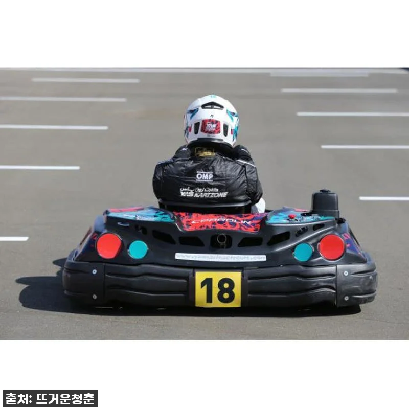 아랍에미리트 아부다비 야스 마리나 서 관련 이미지 2