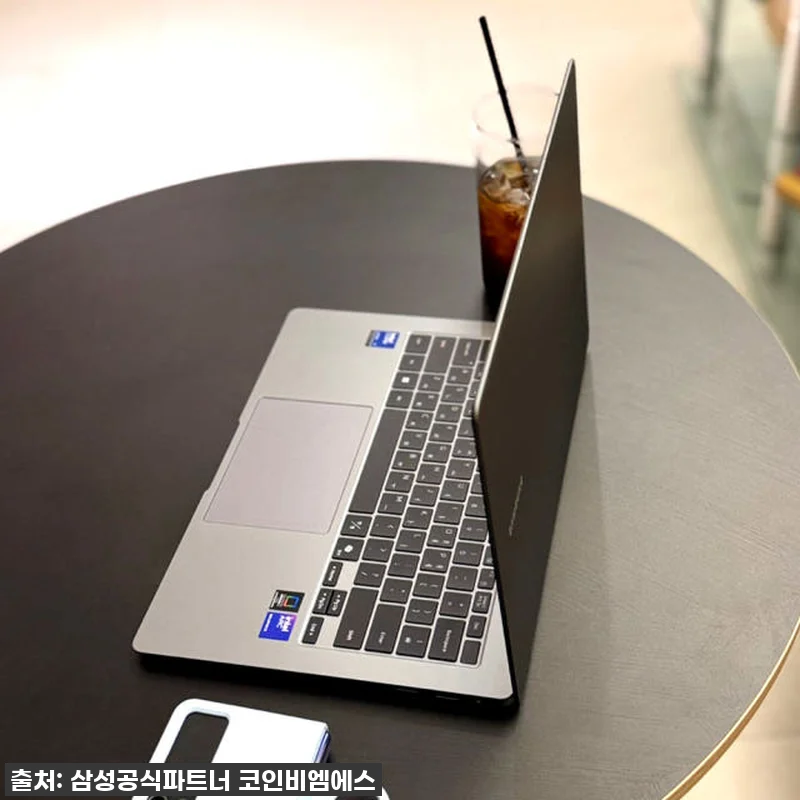 고민은 배송만 늦출 뿐! 갤럭시북5 관련 이미지 4