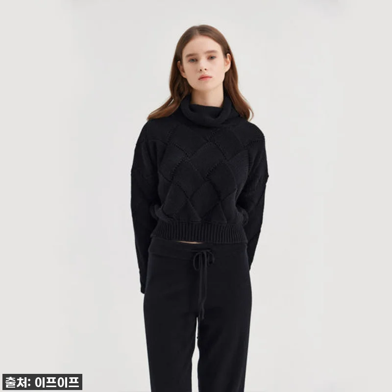 크램38 레오노라 블랙 터틀넥 니트 관련 이미지 1