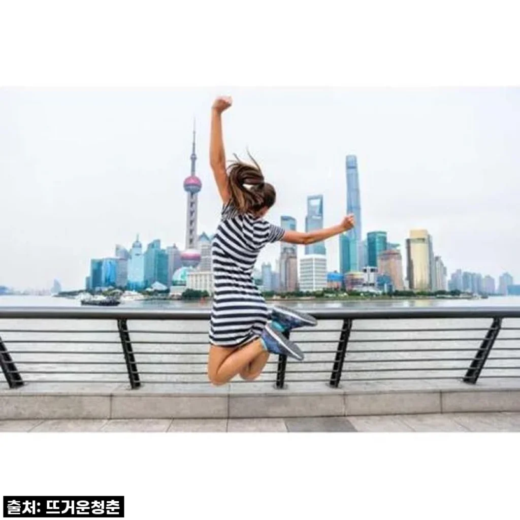 상하이 가족여행, 2시간 만에 핵심 쏙쏙! 라인프렌즈 카드 필수템 인정?