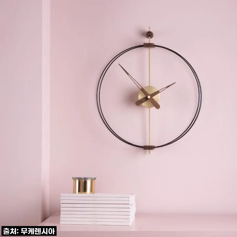 노몬 마이크로 바르셀로나 골드시계, 우리 집 감성을 한 스푼 더해준 리얼 후기