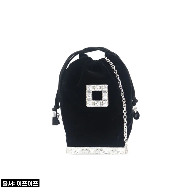 로저비비에 비브 포켓 스트라스 큐브백 RBWANMK0100LVHB999 사용후기