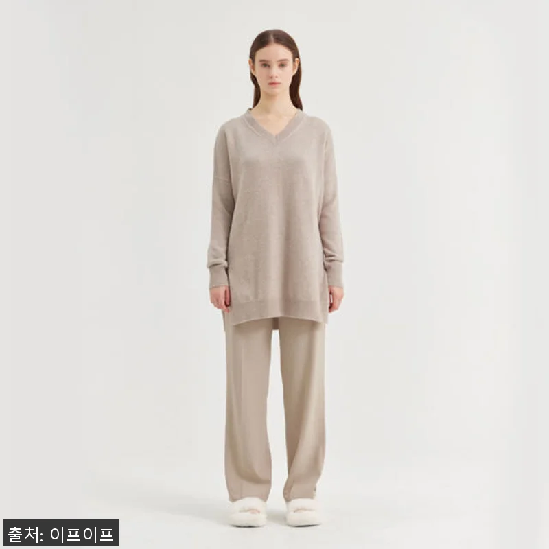 크램38 라렌투 오버핏 브이넥 베이지 관련 이미지 1