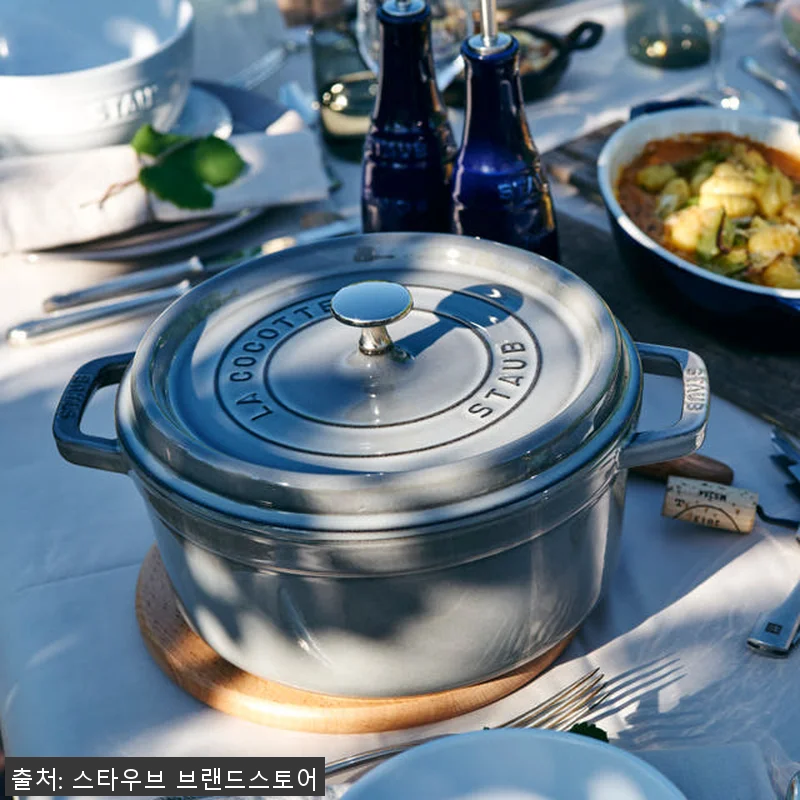 스타우브 원형 꼬꼬떼 그레이 22cm 사용 후기: 무쇠솥의 매력을 제대로 경험하다 5 스타우브 원형 꼬꼬떼 그레이 22cm 관련 이미지 1