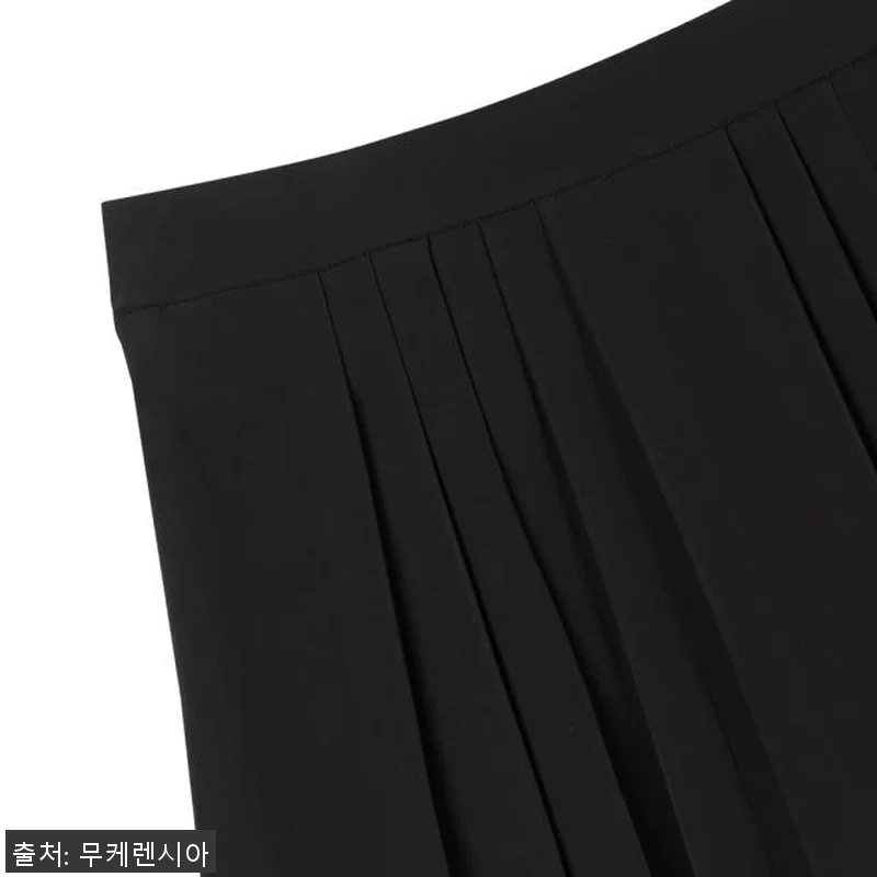 미스페라 여성 체인 플리츠스커트 사용후기: 고급스러운 디자인과 편안한 착용감에 반하다 9 미스페라 여성 체인 플리츠스커트 사용 관련 이미지 2