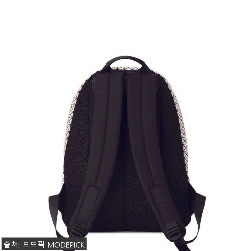 바오바오 백팩 KURO DAYPACK 관련 이미지 2