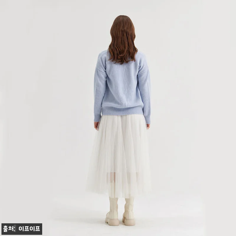 크램38 델피나 스카이블루 니트 가디 관련 이미지 3
