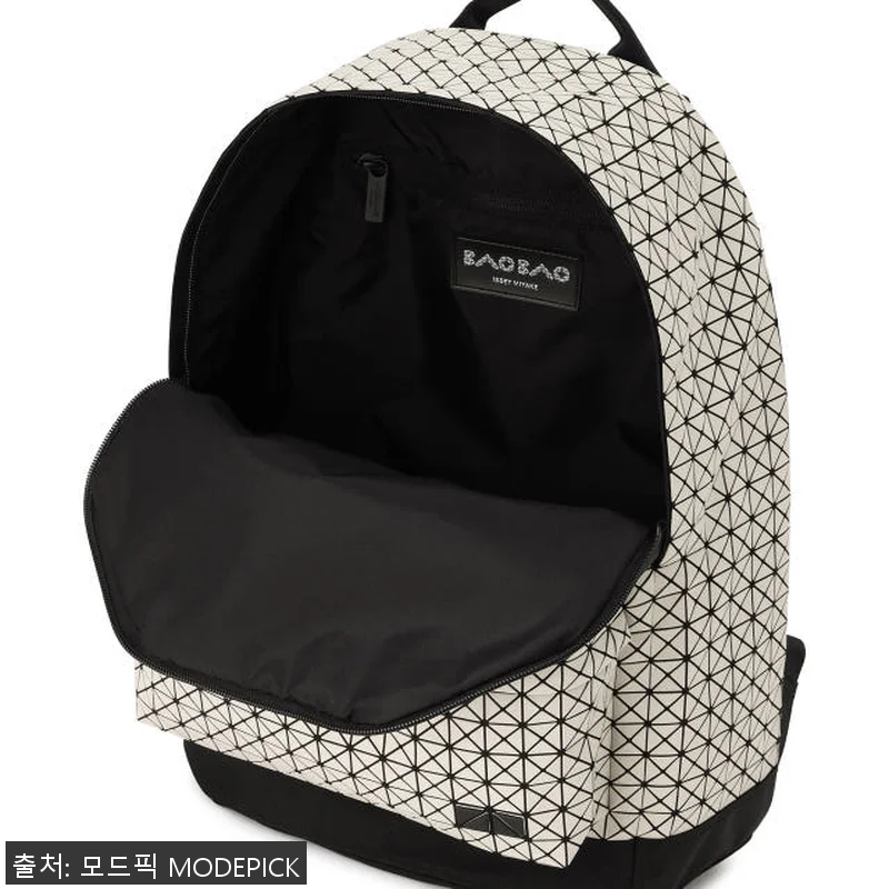바오바오 백팩 KURO DAYPACK 관련 이미지 3