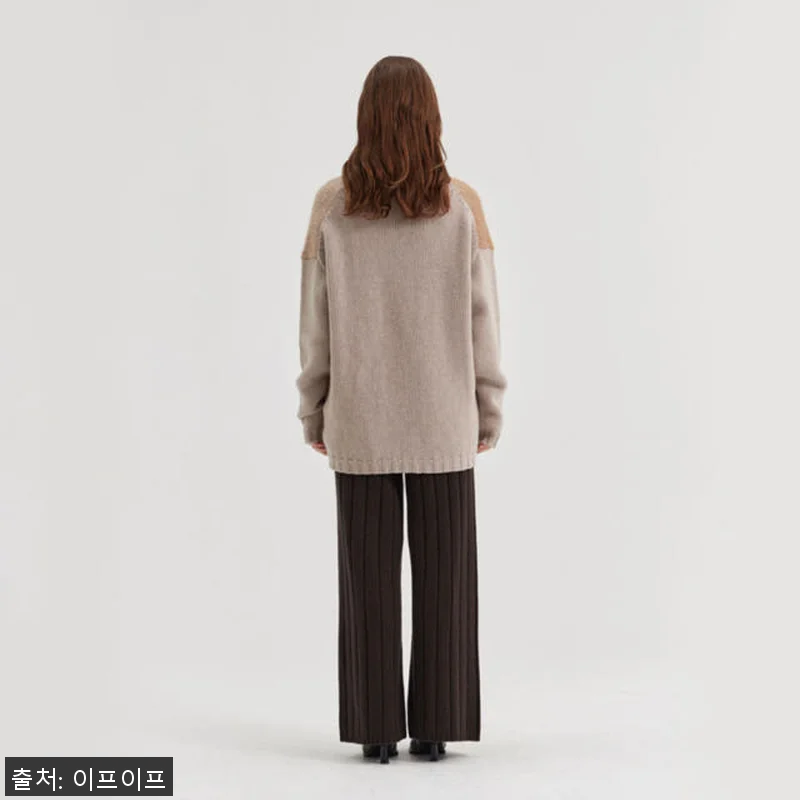 크램38 파스칼 베이지 터틀넥 니트, 관련 이미지 4