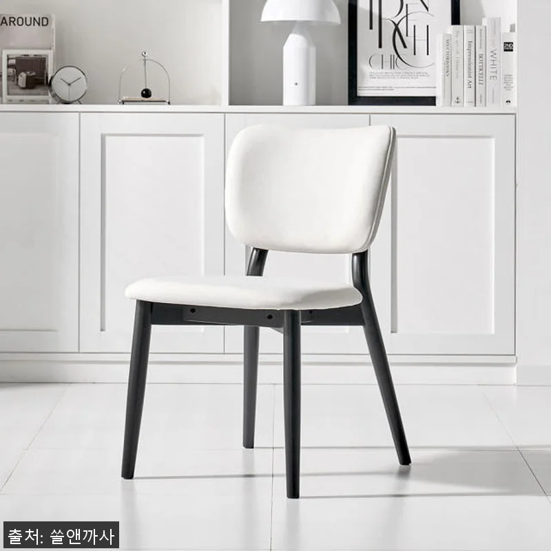 쏠앤까사 블랙 어반 고무나무 원목 포 관련 이미지 9