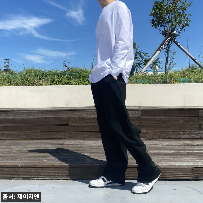 남자무지긴팔티 남자레이어드 남성흰색티셔츠, 옆트임 세미오버핏으로 코디 활용도 높이는 이슈템 13 남자무지긴팔티 남자레이어드 남성흰색티 관련 이미지 1