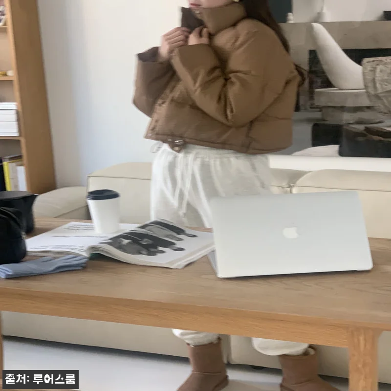 오디션 하이넥 웰론 체크 숏 패딩 점 관련 이미지 1