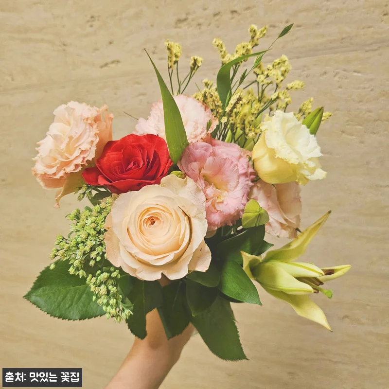 계절꽃 꽃구독 정기꽃배달 생화꽃다발, 12,900원 무료배송으로 일상에 꽃 더하는 방법 13 계절꽃 꽃구독 정기꽃배달 생화꽃다발, 관련 이미지 2