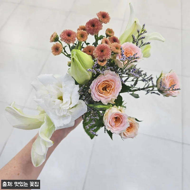 계절꽃 꽃구독 정기꽃배달 생화꽃다발, 12,900원 무료배송으로 일상에 꽃 더하는 방법 19 계절꽃 꽃구독 정기꽃배달 생화꽃다발, 관련 이미지 8